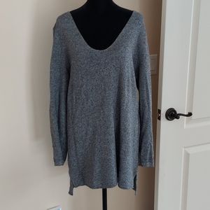 Old navy sweater